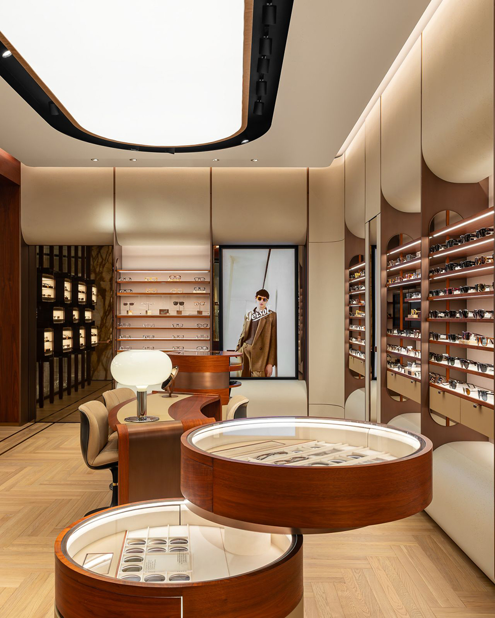 Persol Boutique Abu Dhabi
